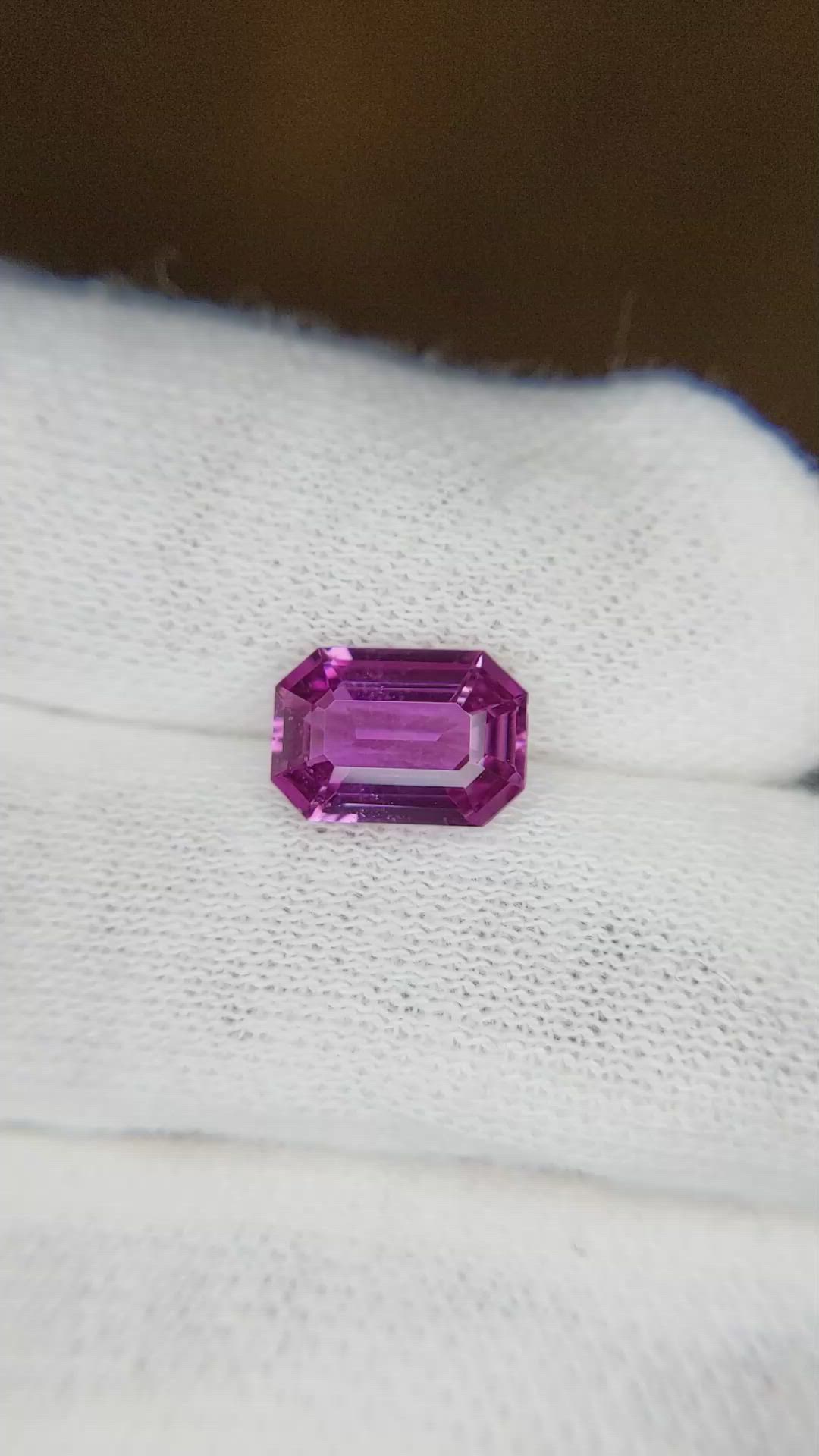 2.28 Ct. Purplish Pink Sapphire from Ceylon (Sri Lanka) Size Video