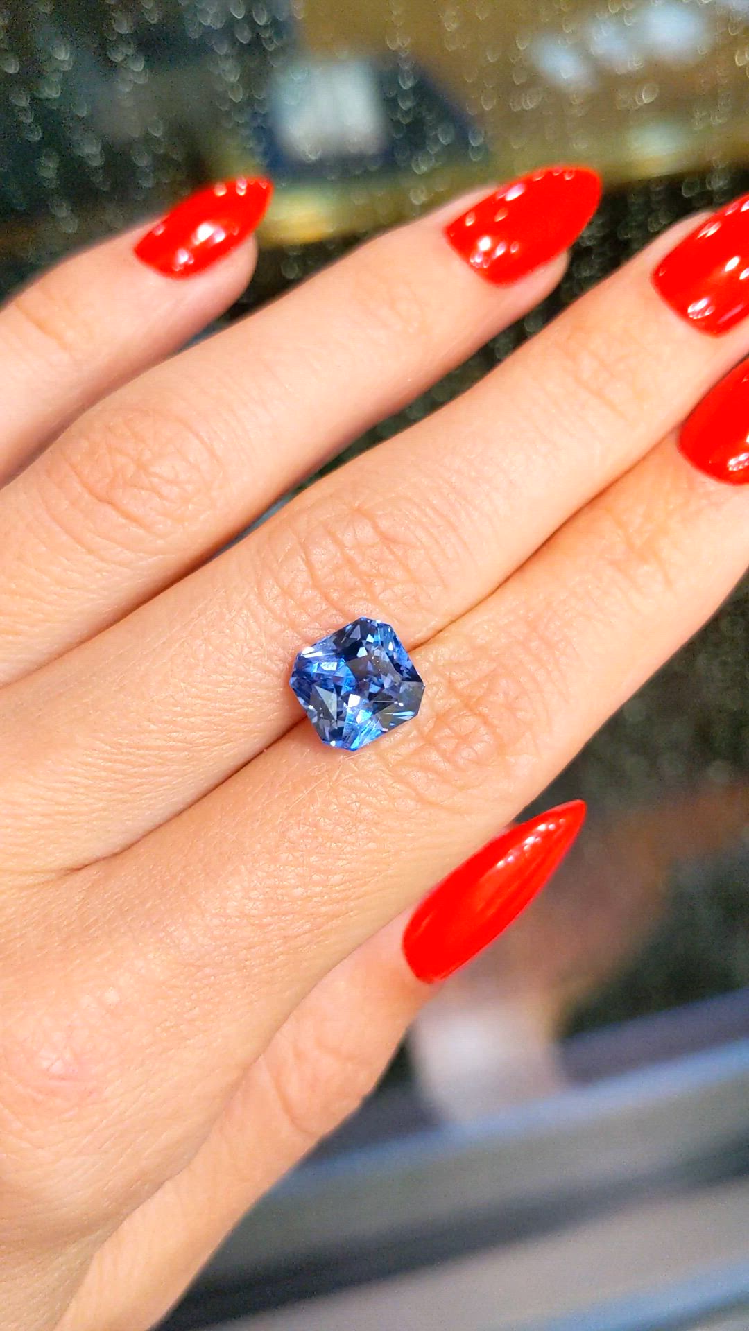 4.53 Ct. Blue Sapphire from Ceylon (Sri Lanka) Size Video