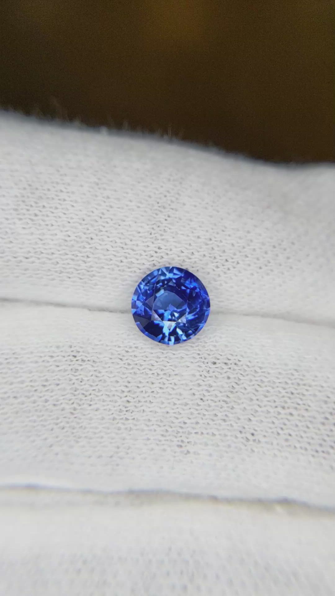 1.60 Ct. Blue Sapphire from Ceylon (Sri Lanka) Size Video