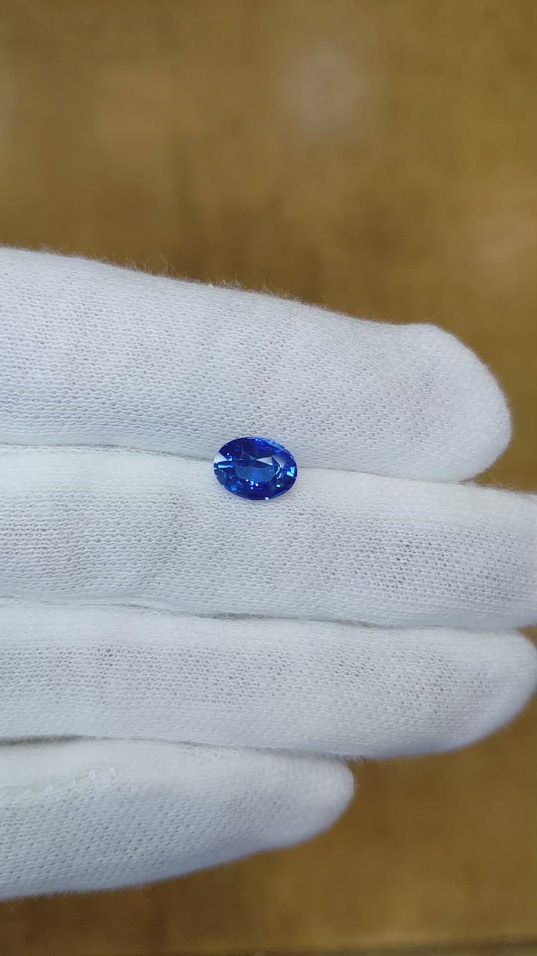 1.60 Ct. Blue Sapphire from Ceylon (Sri Lanka) Size Video