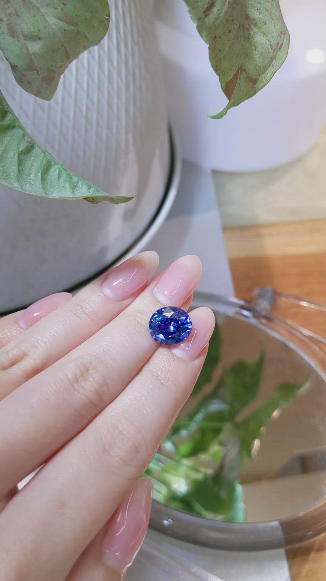 6.27 Ct. Blue Sapphire from Ceylon (Sri Lanka) Size Video