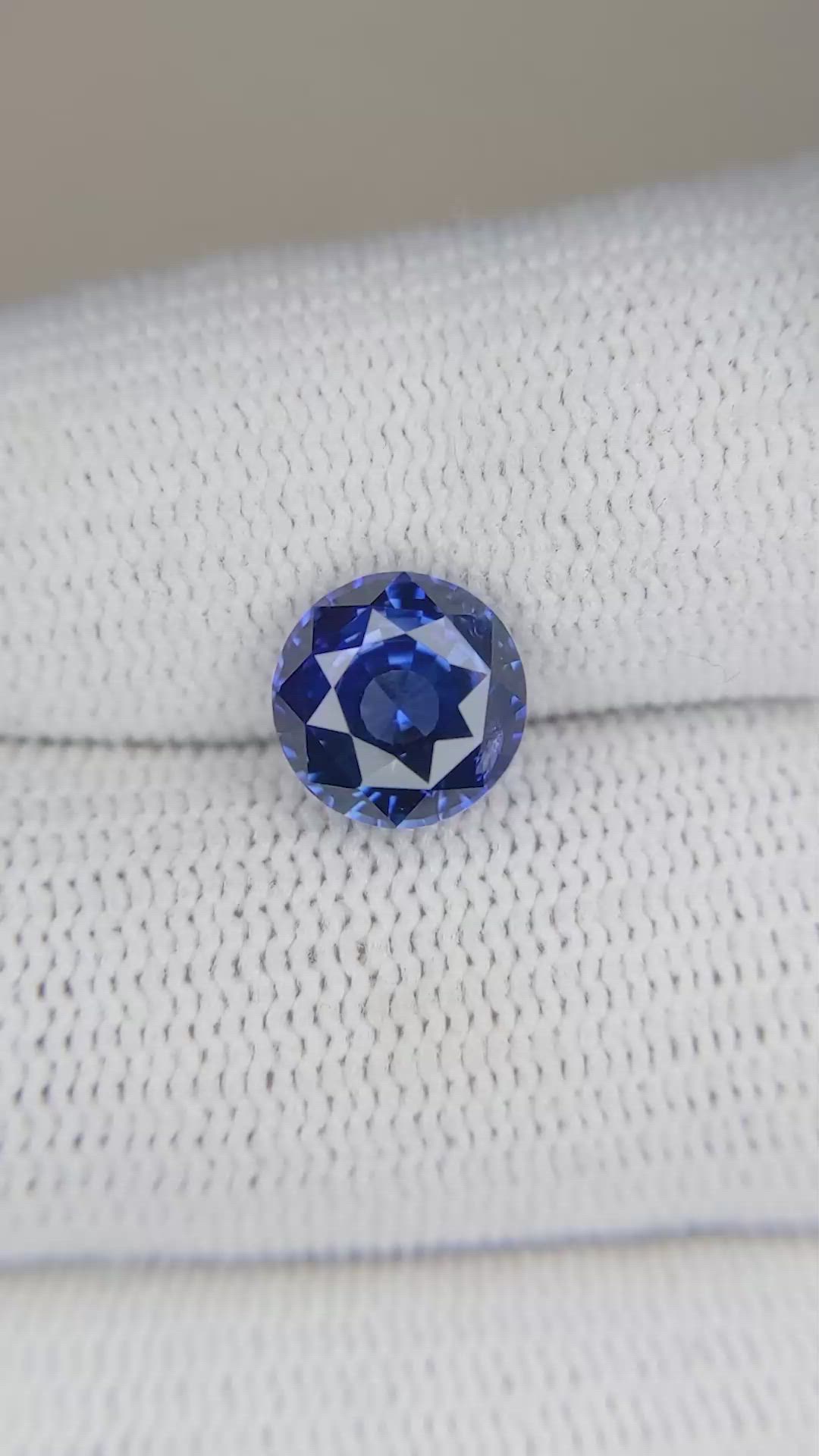 3.16 Ct. Blue Sapphire from Madagascar Size Video
