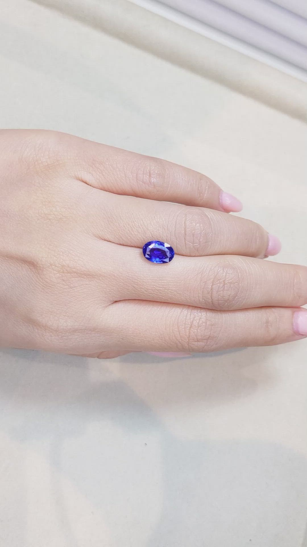 3.05 Ct. Blue Sapphire from Ceylon (Sri Lanka) Size Video