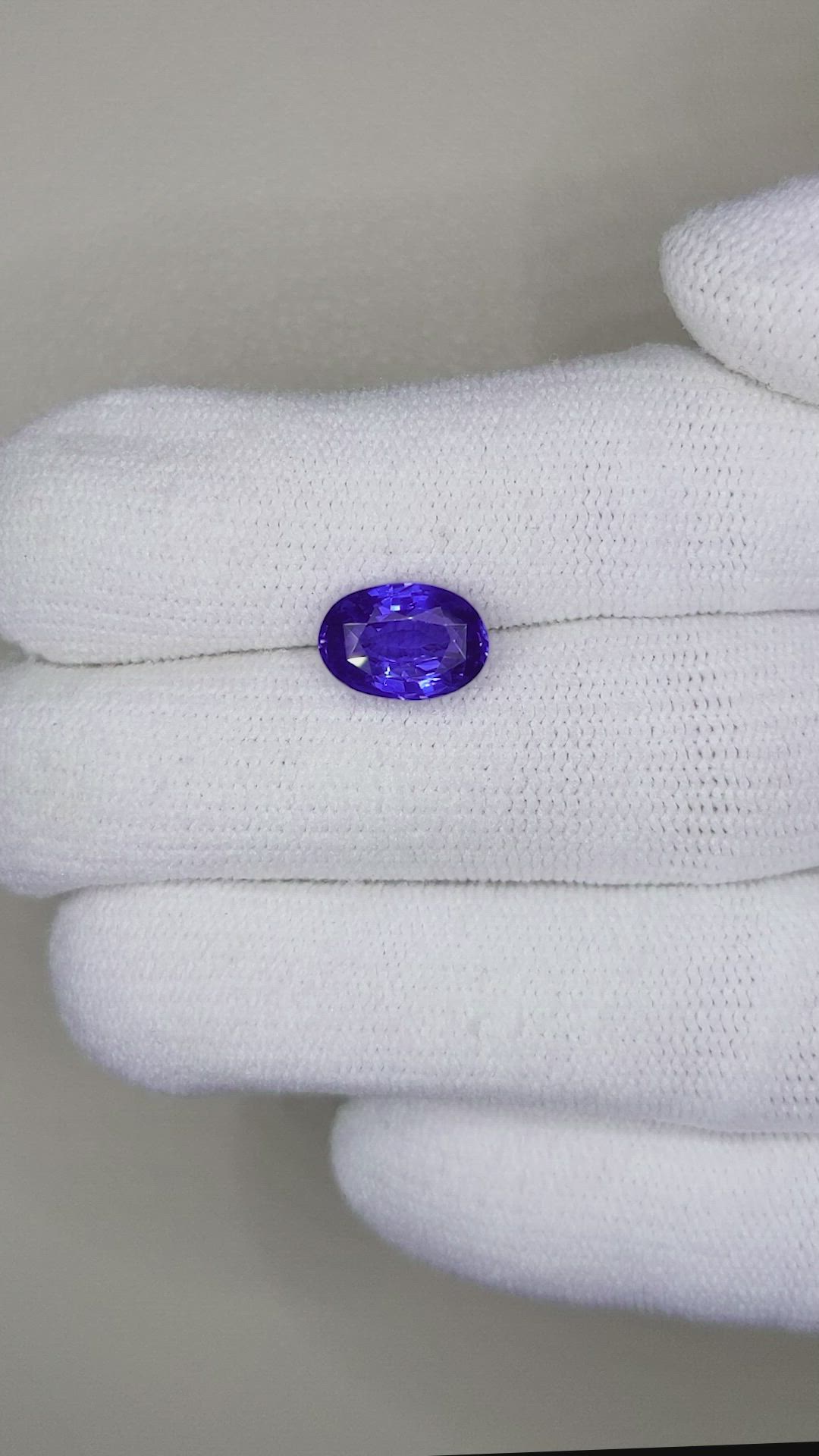 3.05 Ct. Blue Sapphire from Ceylon (Sri Lanka) Size Video