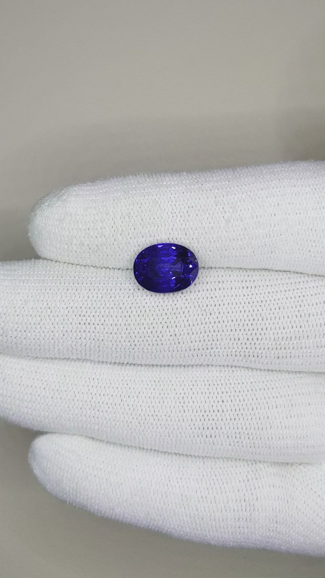 5.54 Ct. Blue Sapphire from Madagascar Size Video