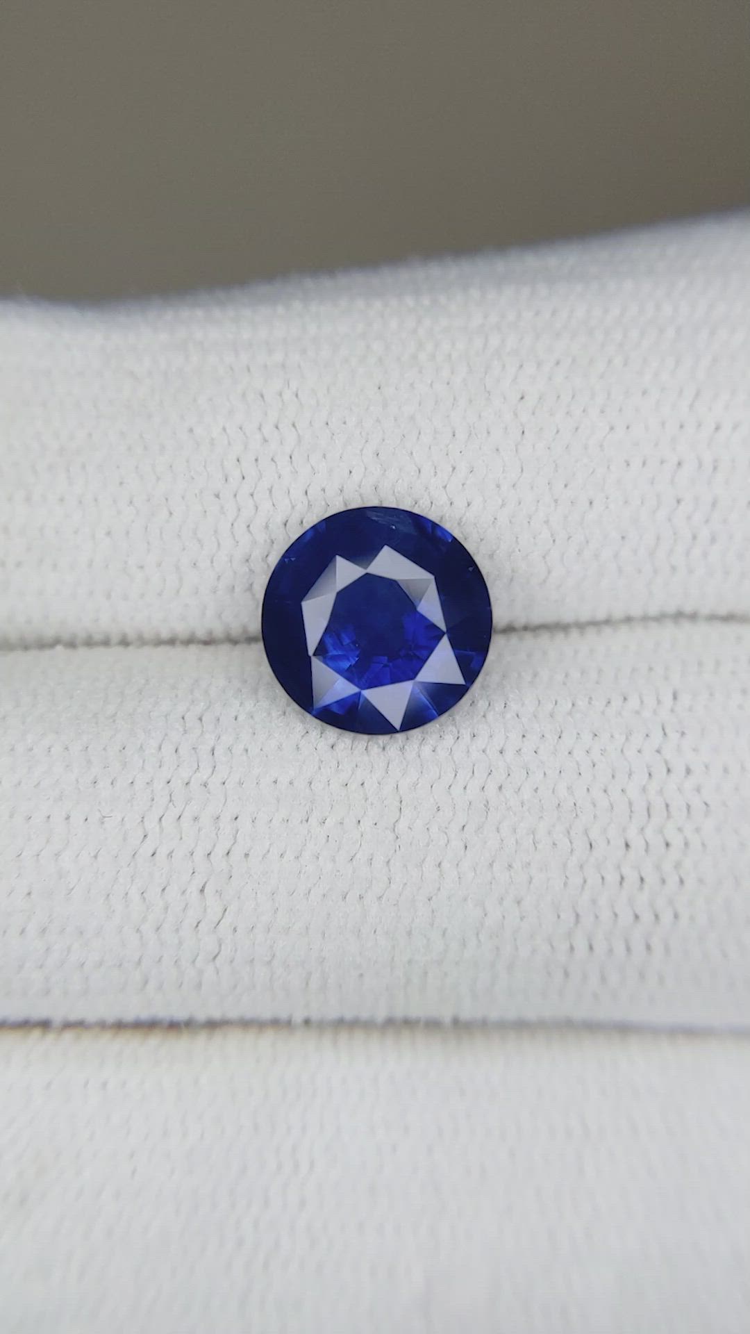 2.18 Ct. Blue Sapphire from Madagascar Size Video
