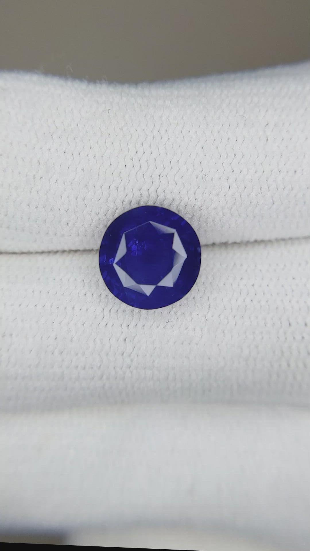 3.20 Ct. Blue Sapphire from Madagascar Size Video