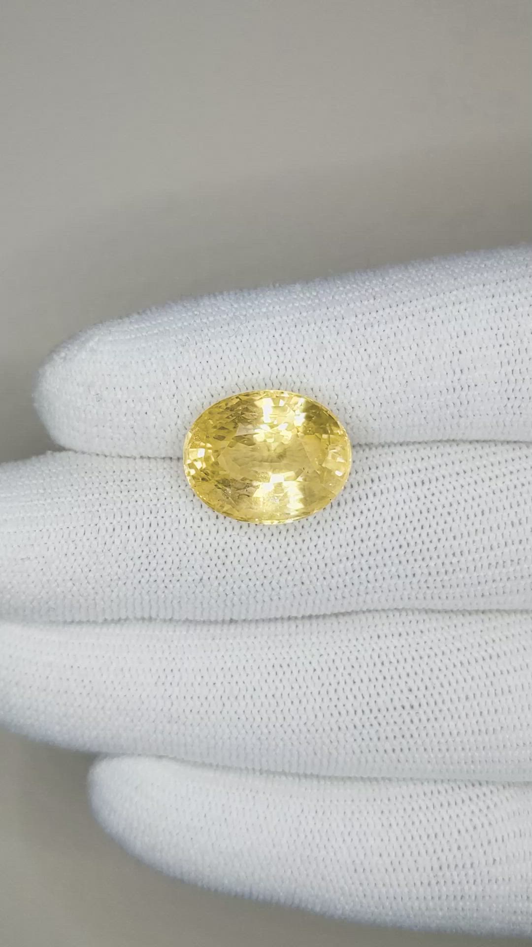 16.04 Ct. Yellow Sapphire from Ceylon (Sri Lanka) Size Video