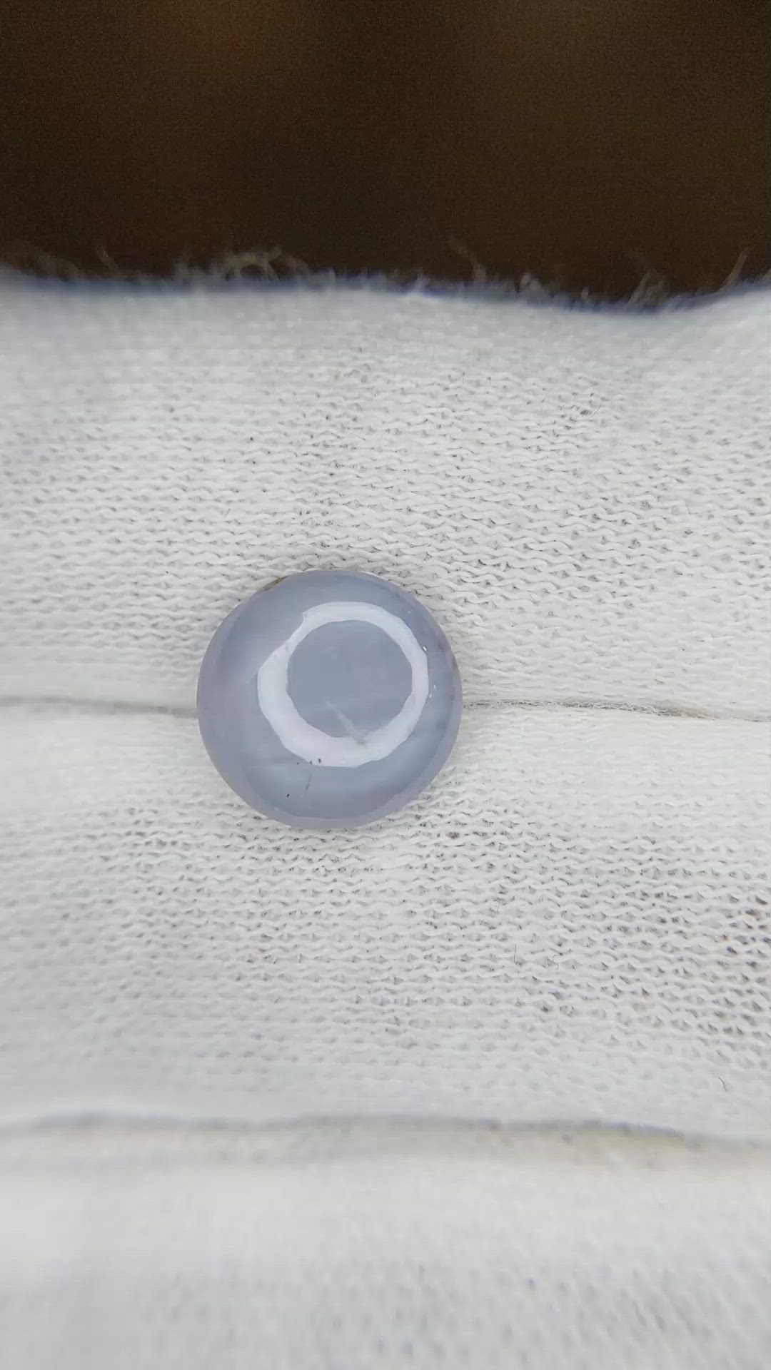 4.97 Ct. Bluish Grey Star Sapphire from Ceylon (Sri Lanka) Size Video