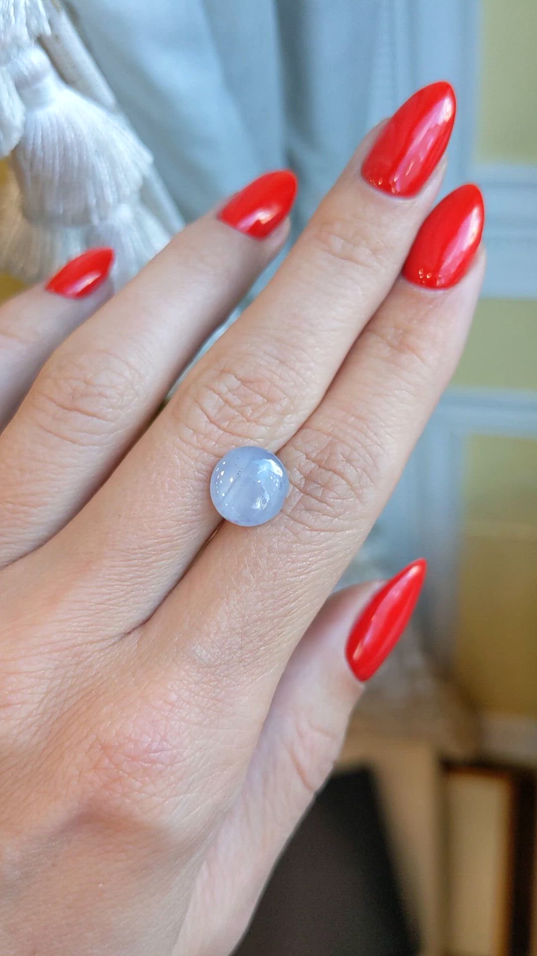 4.97 Ct. Bluish Grey Star Sapphire from Ceylon (Sri Lanka) Size Video