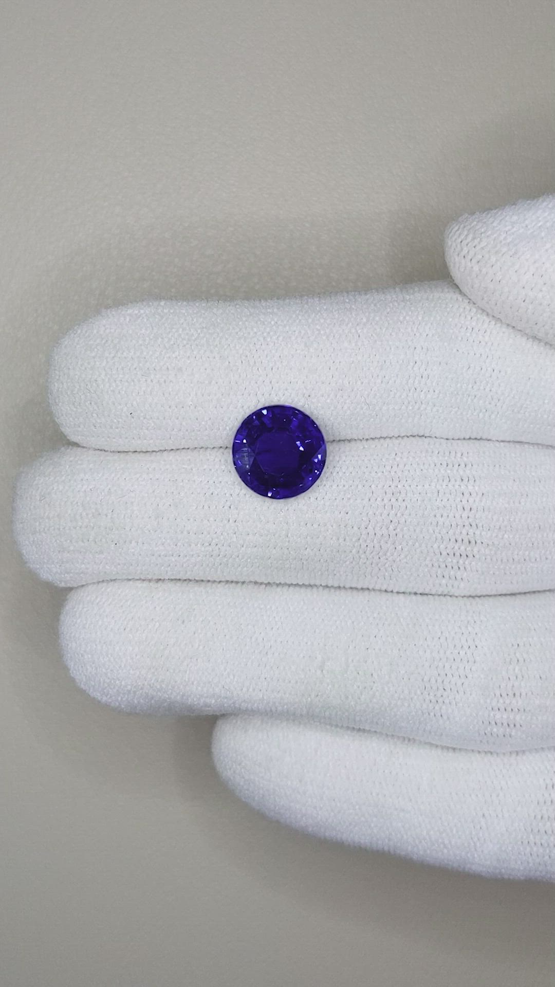 3.66 Ct. Blue Sapphire from Ceylon (Sri Lanka) Size Video