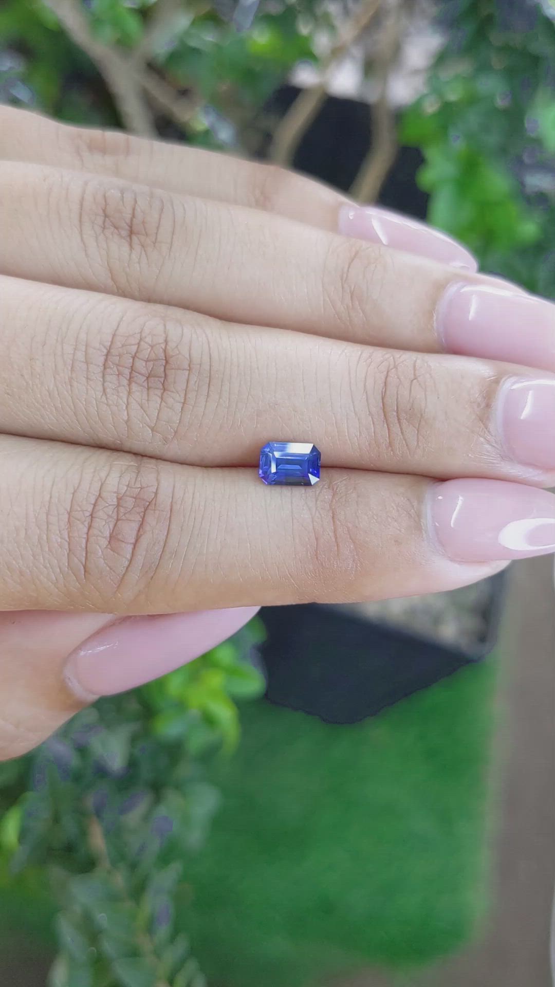 0.85 Ct. Blue Sapphire from Ceylon (Sri Lanka) Size Video