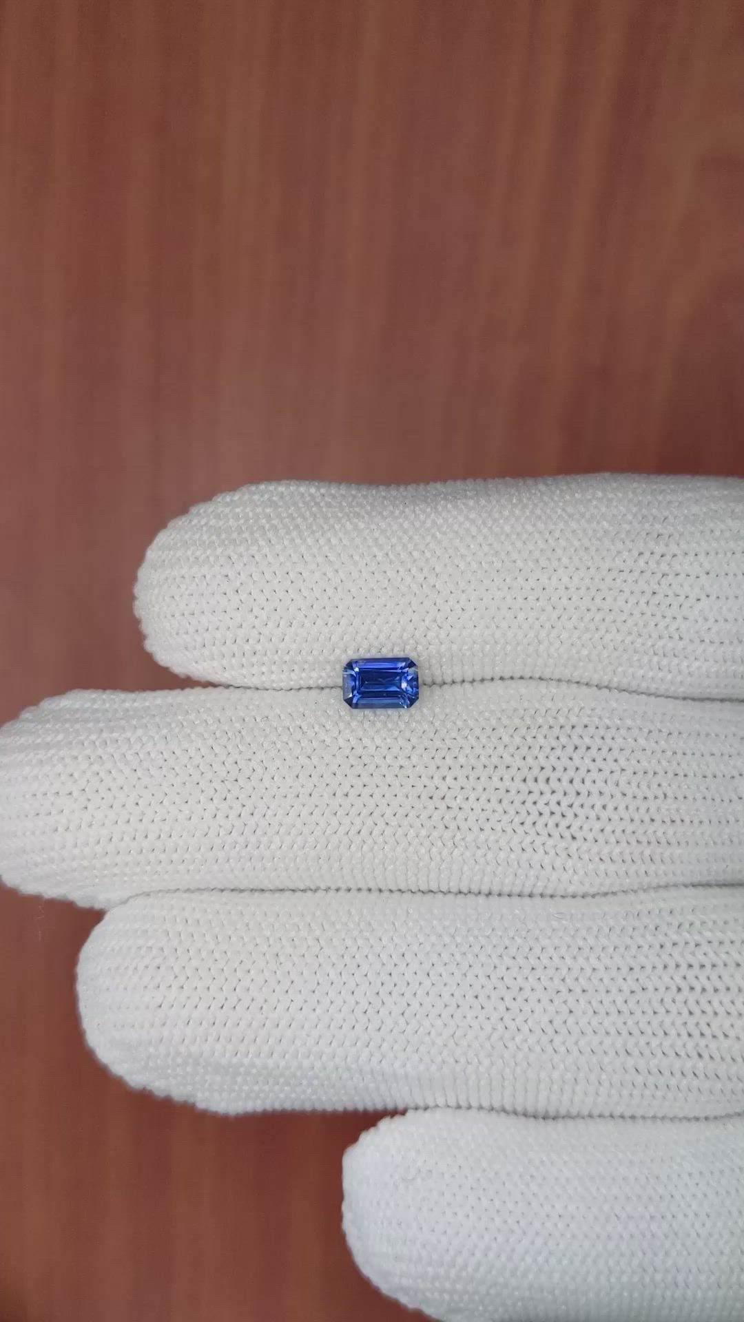 0.68 Ct. Blue Sapphire from Ceylon (Sri Lanka) Size Video