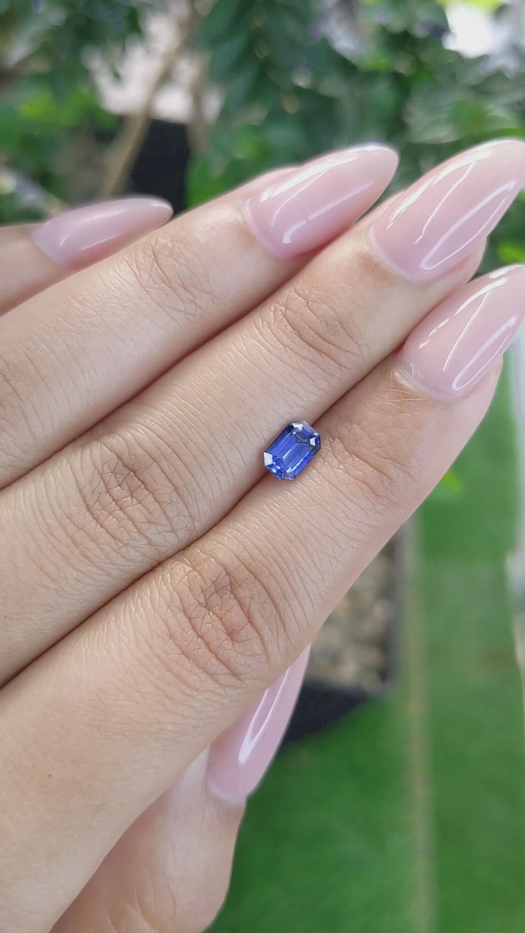 0.84 Ct. Blue Sapphire from Ceylon (Sri Lanka) Size Video