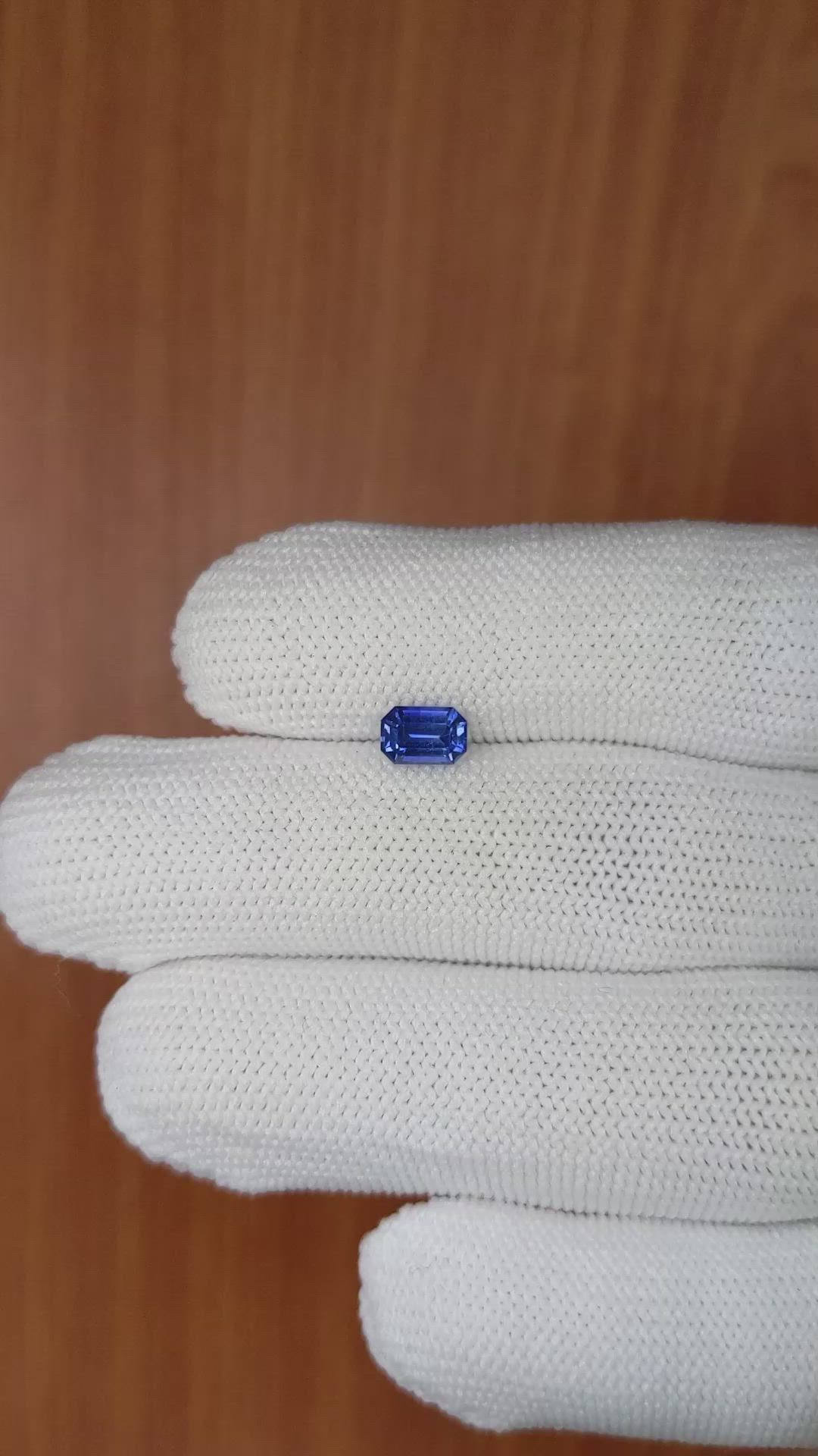 0.84 Ct. Blue Sapphire from Ceylon (Sri Lanka) Size Video