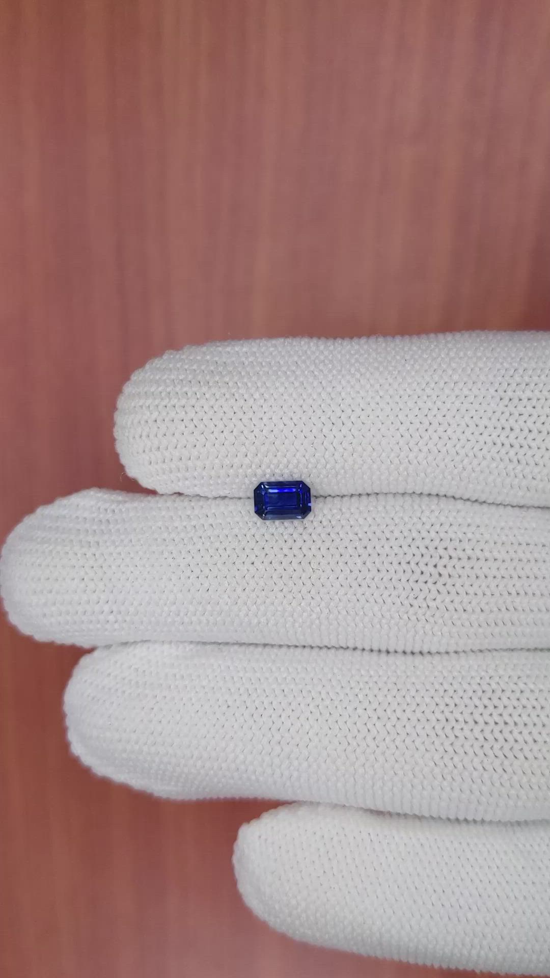 0.67 Ct. Blue Sapphire from Ceylon (Sri Lanka) Size Video