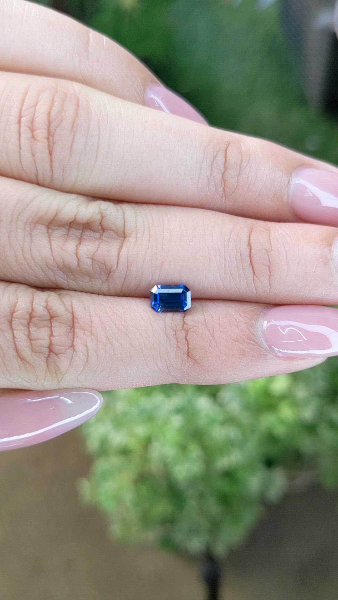 0.67 Ct. Blue Sapphire from Ceylon (Sri Lanka) Size Video