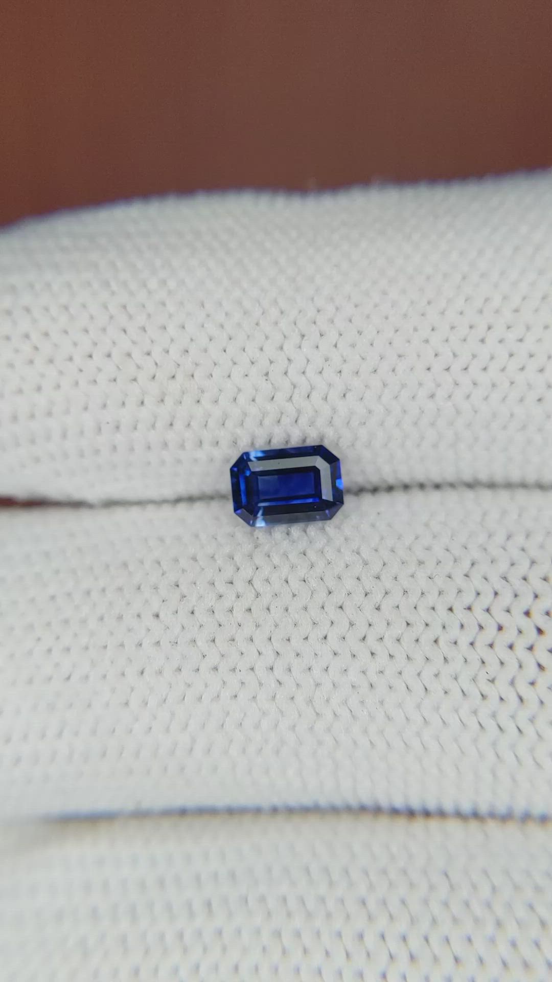 0.67 Ct. Blue Sapphire from Ceylon (Sri Lanka) Size Video
