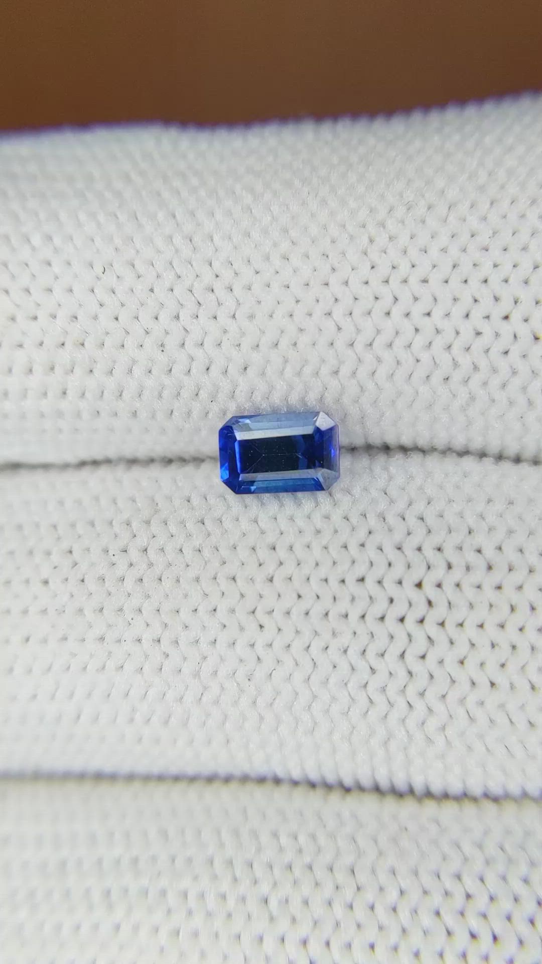 0.78 Ct. Blue Sapphire from Ceylon (Sri Lanka) Size Video
