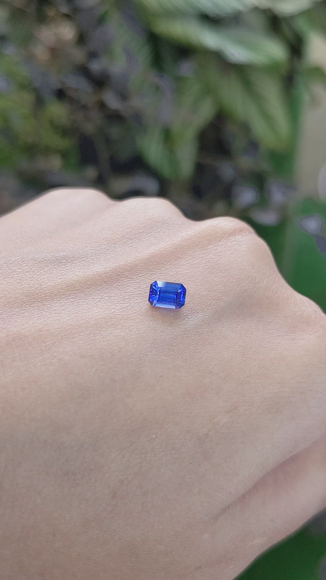 0.67 Ct. Blue Sapphire from Ceylon (Sri Lanka) Size Video