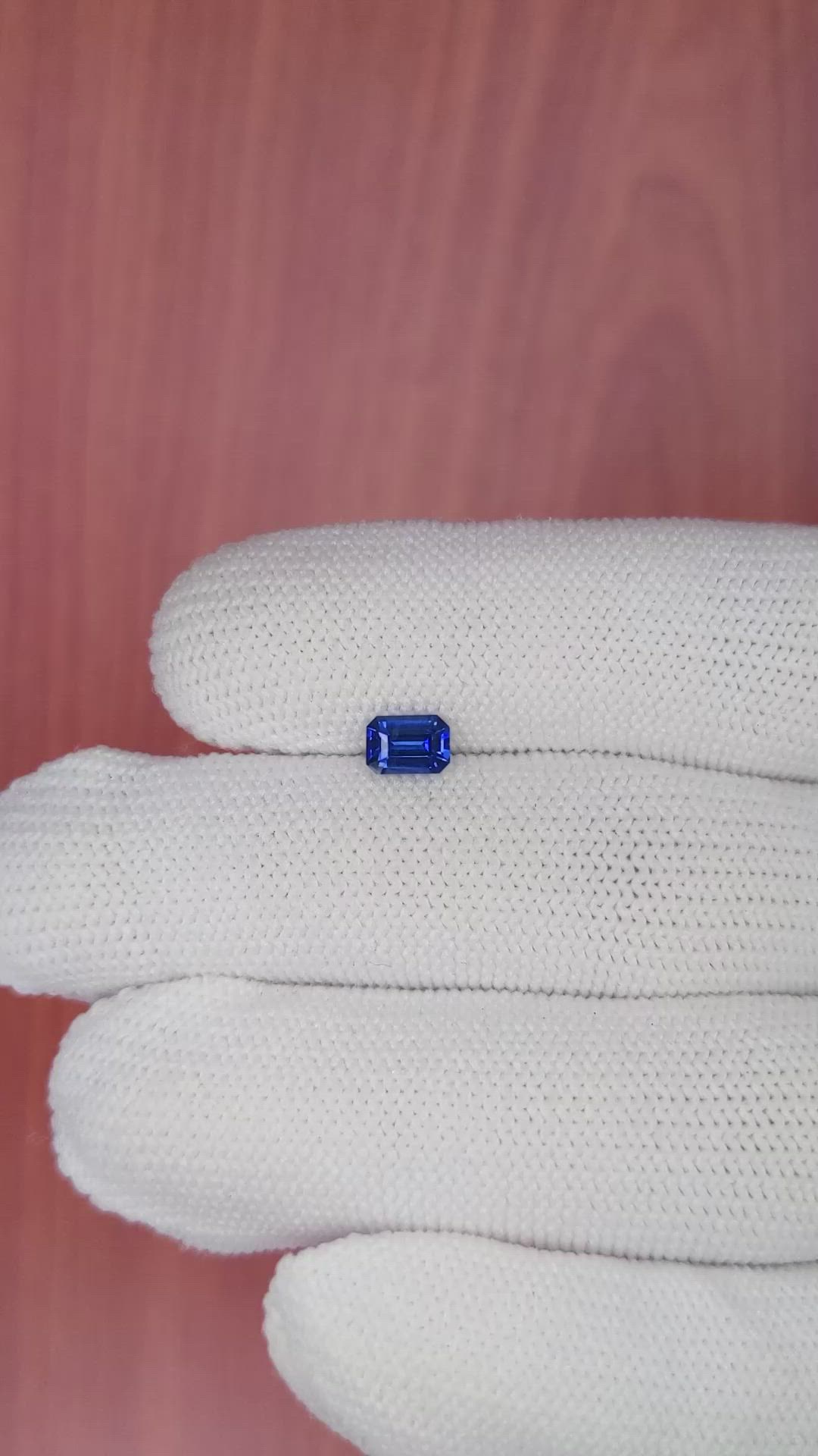 0.67 Ct. Blue Sapphire from Ceylon (Sri Lanka) Size Video