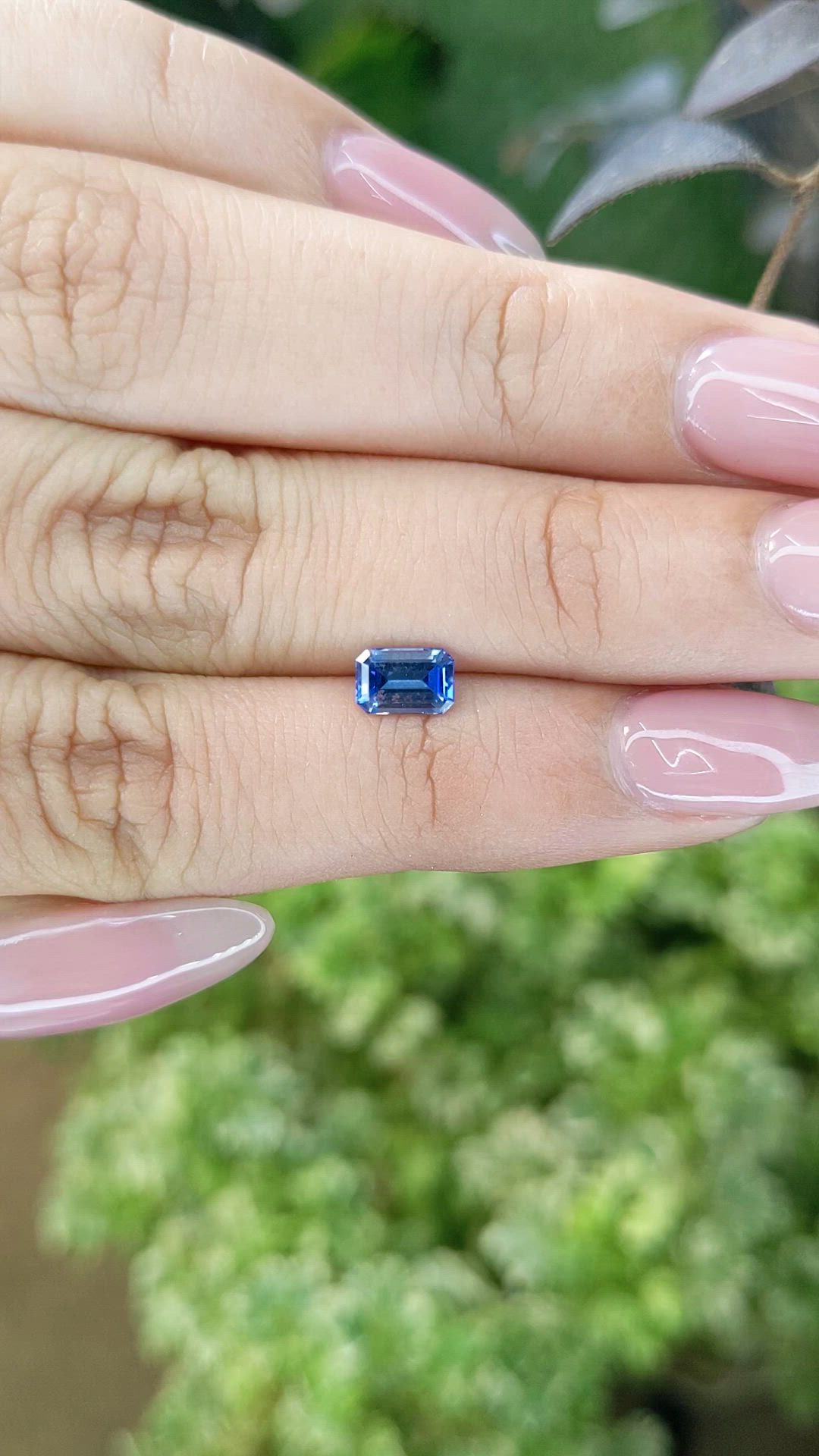 0.76 Ct. Blue Sapphire from Ceylon (Sri Lanka) Size Video