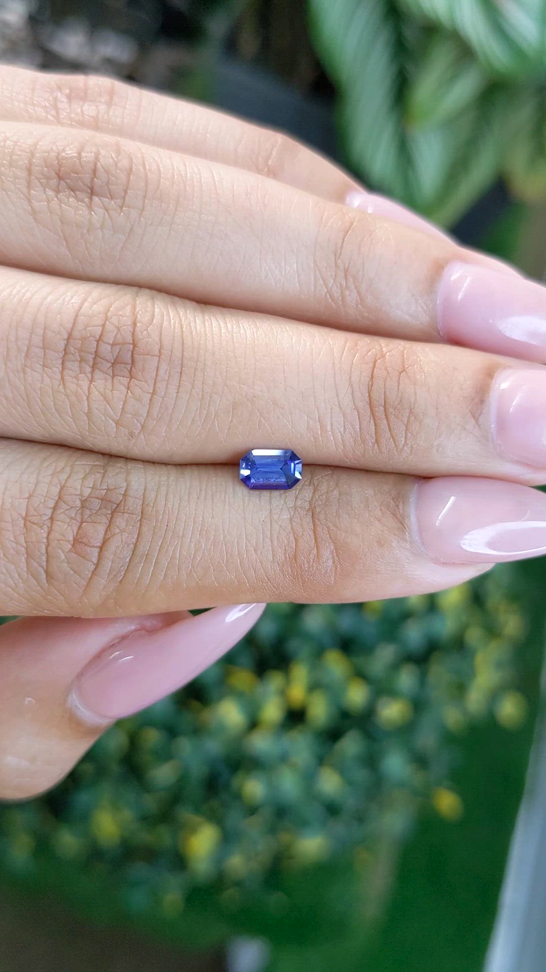 0.55 Ct. Blue Sapphire from Ceylon (Sri Lanka) Size Video