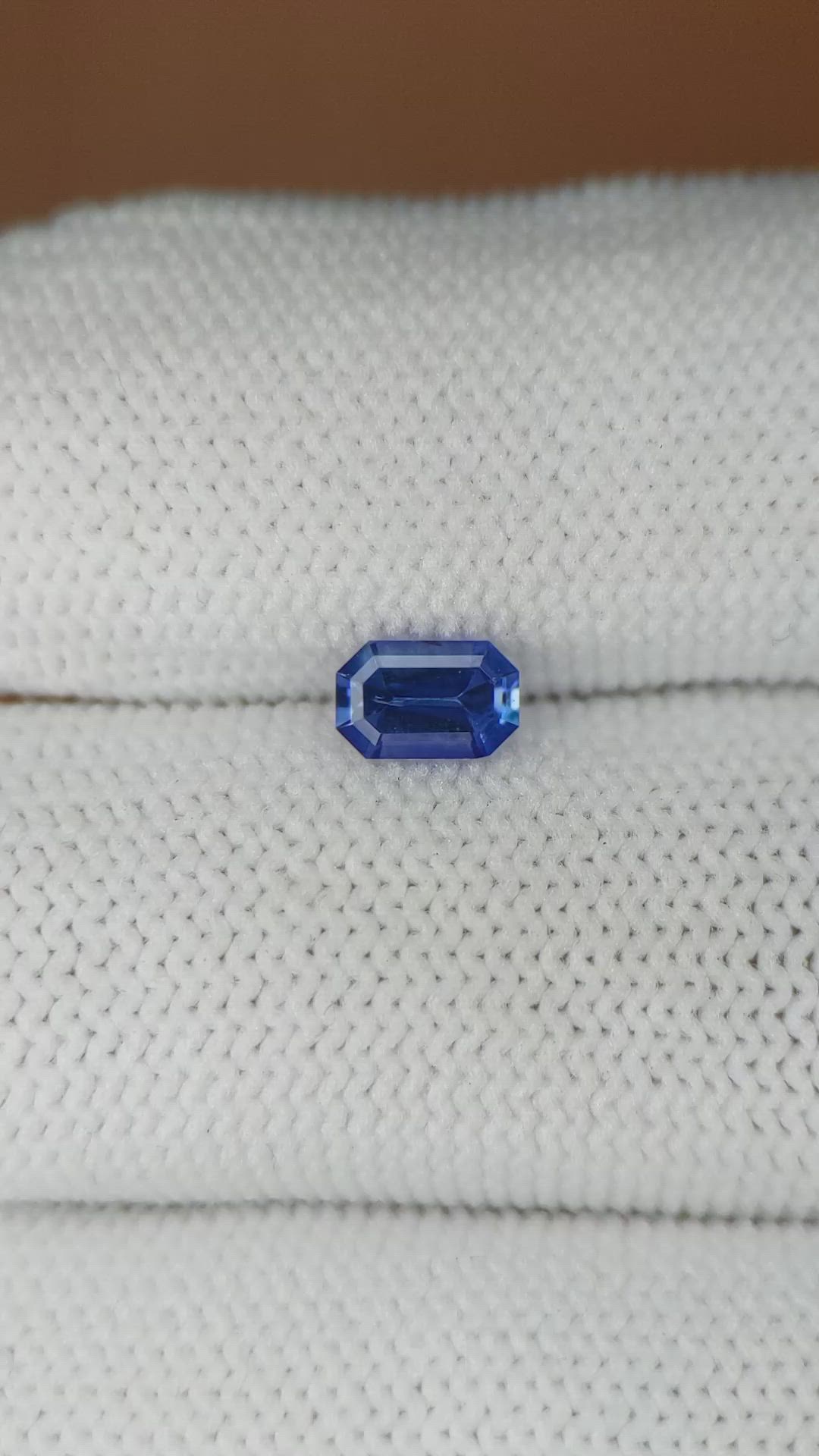 0.55 Ct. Blue Sapphire from Ceylon (Sri Lanka) Size Video