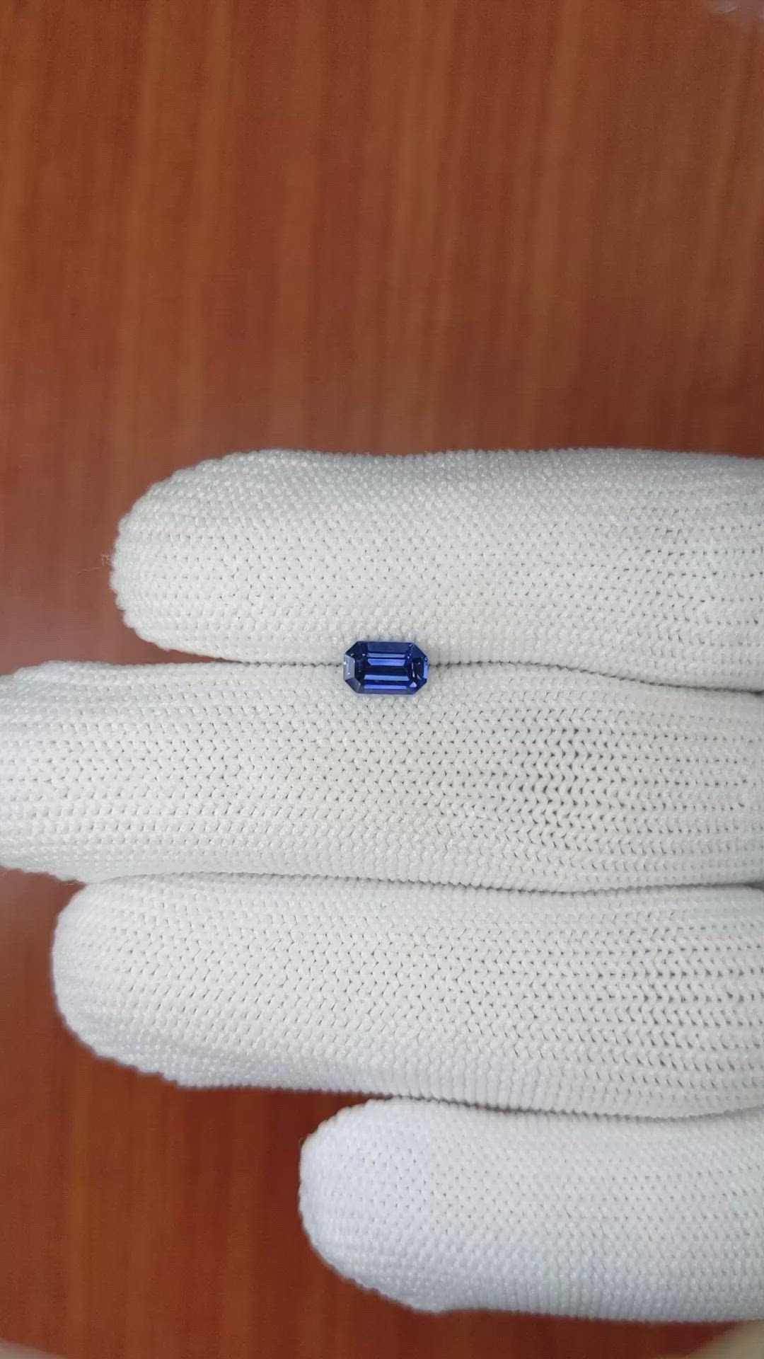 0.69 Ct. Blue Sapphire from Ceylon (Sri Lanka) Size Video
