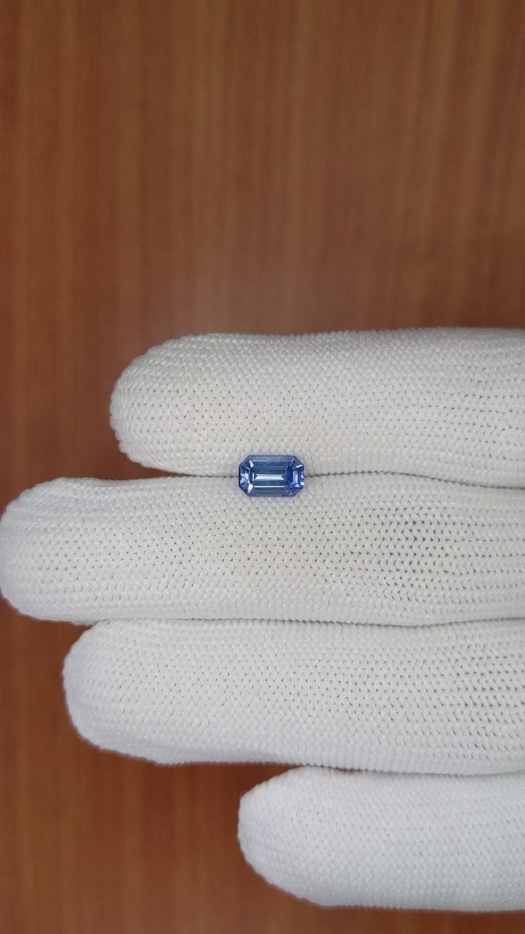 1.10 Ct. Blue Sapphire from Ceylon (Sri Lanka) Size Video
