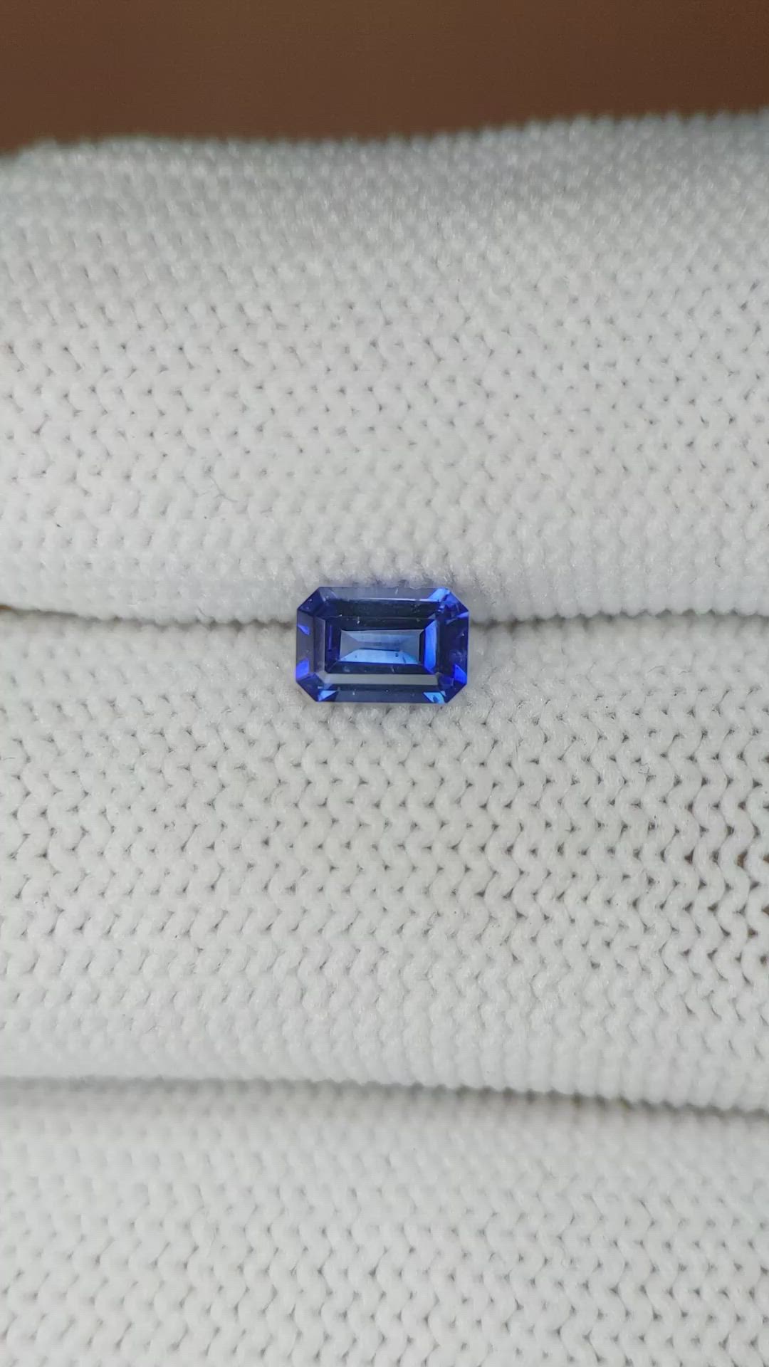 0.61 Ct. Blue Sapphire from Ceylon (Sri Lanka) Size Video