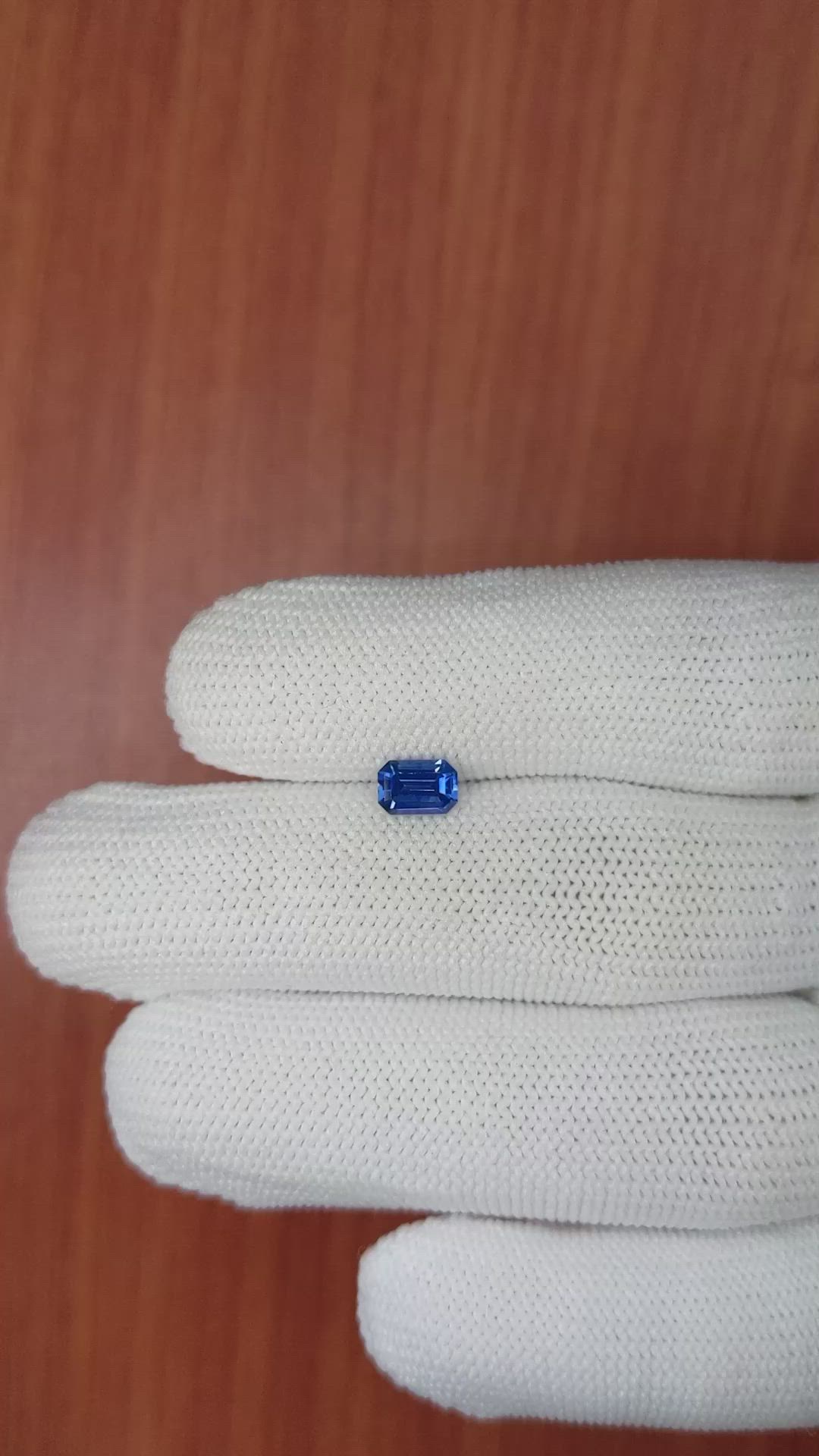 0.68 Ct. Blue Sapphire from Ceylon (Sri Lanka) Size Video