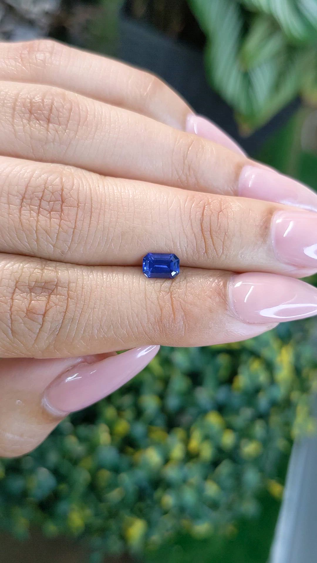 0.68 Ct. Blue Sapphire from Ceylon (Sri Lanka) Size Video