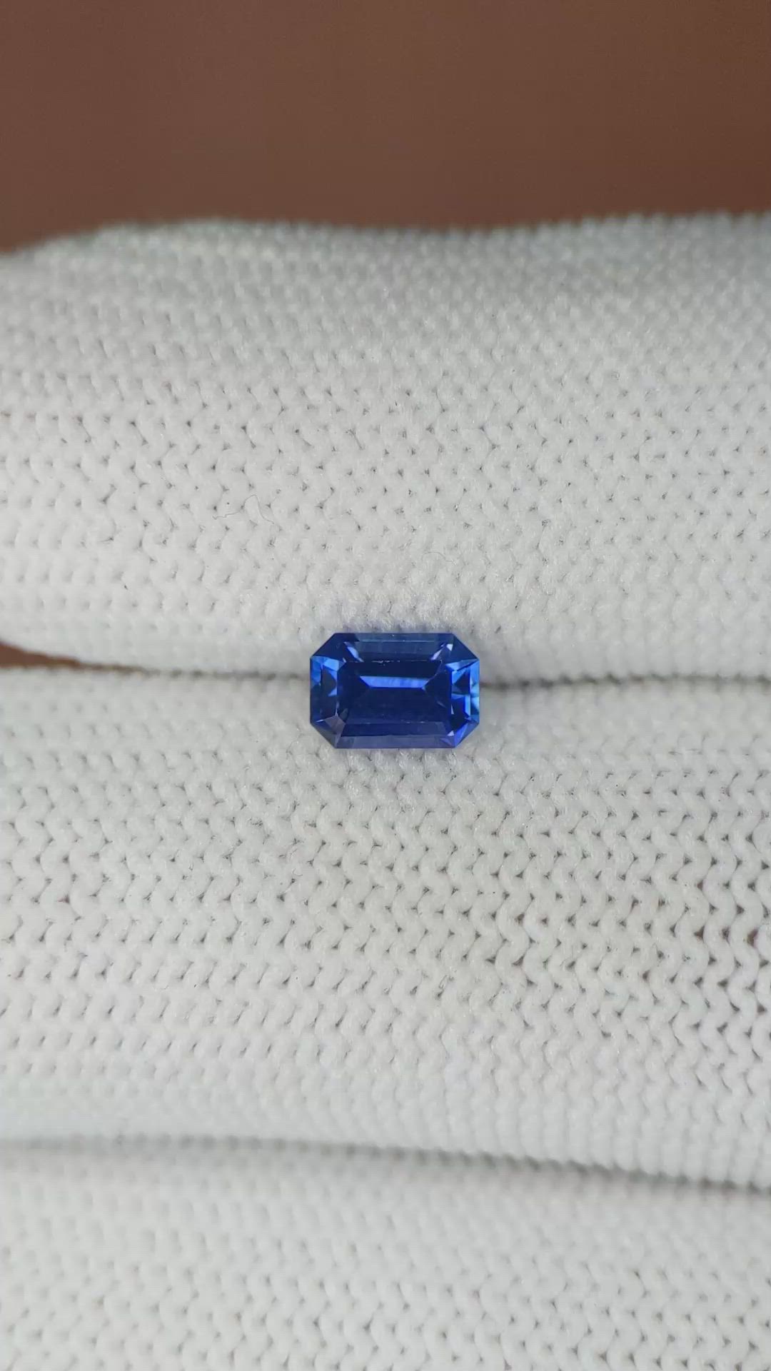 0.68 Ct. Blue Sapphire from Ceylon (Sri Lanka) Size Video
