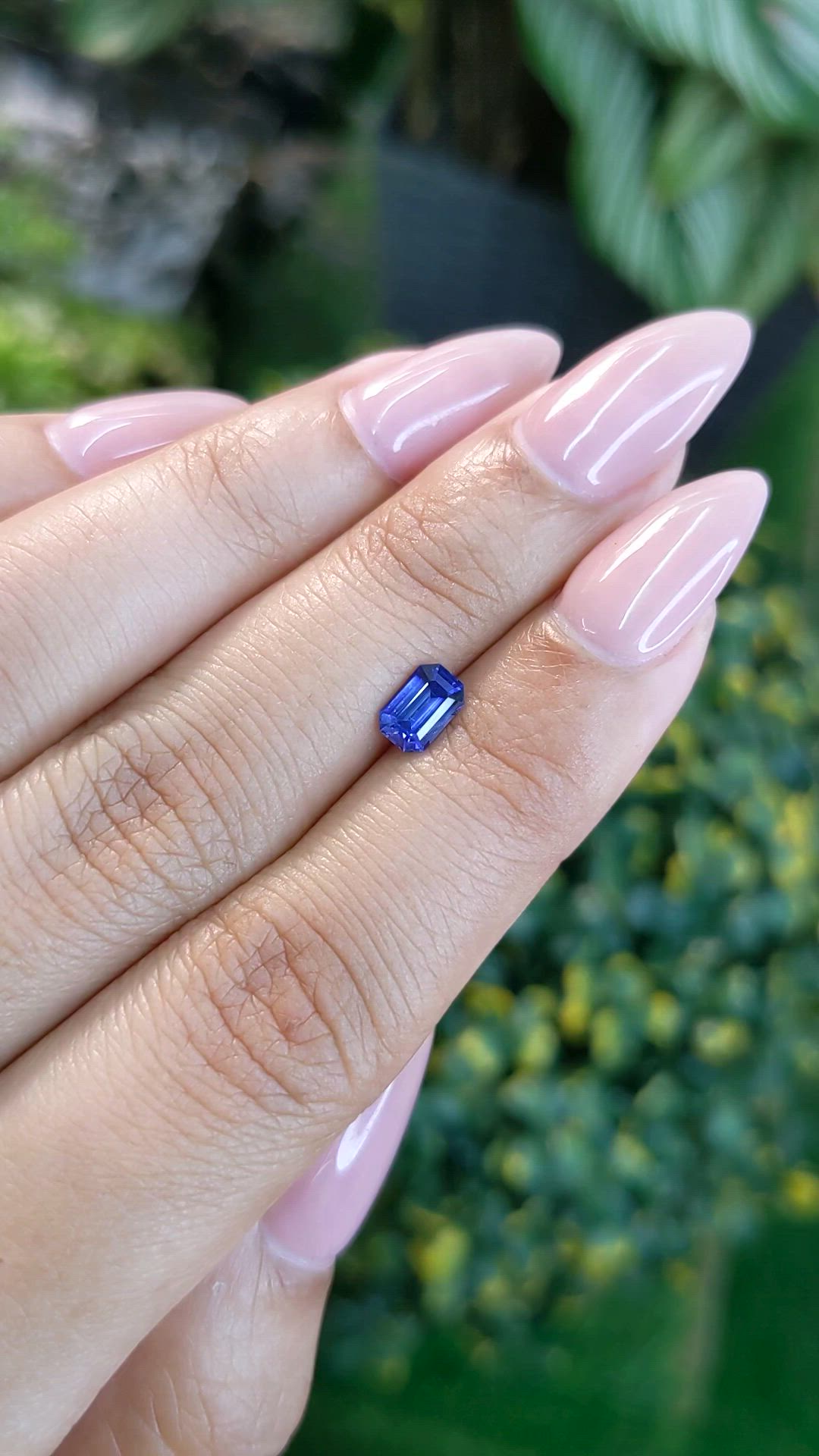 0.72 Ct. Blue Sapphire from Ceylon (Sri Lanka) Size Video