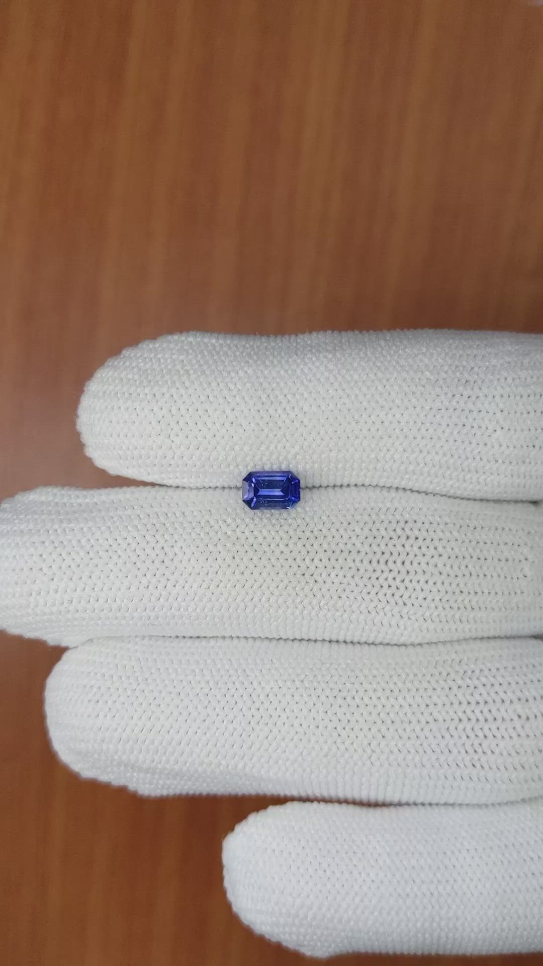 0.72 Ct. Blue Sapphire from Ceylon (Sri Lanka) Size Video