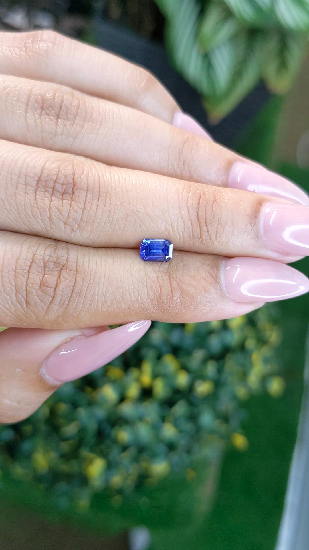 0.66 Ct. Blue Sapphire from Ceylon (Sri Lanka) Size Video