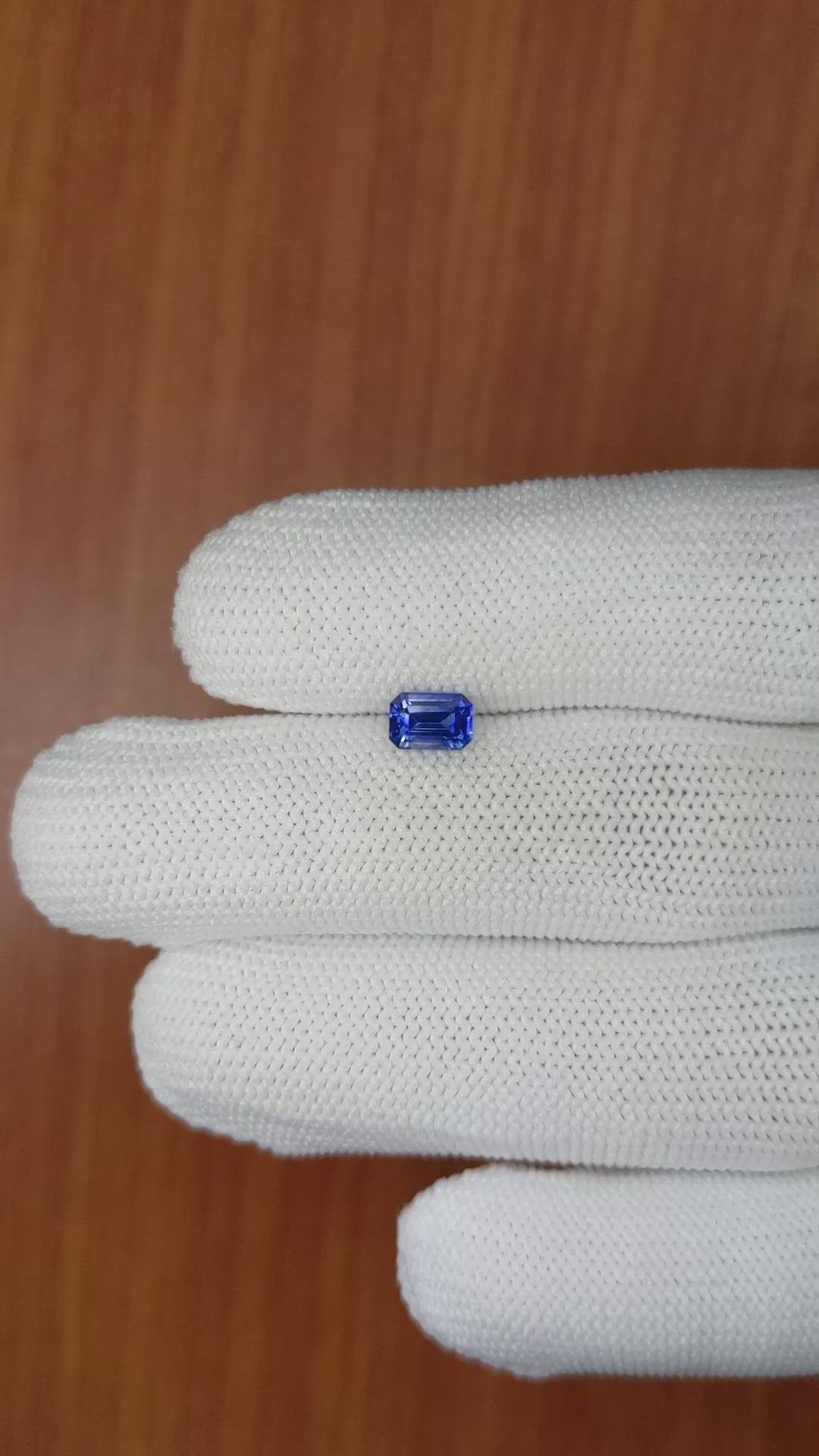 0.66 Ct. Blue Sapphire from Ceylon (Sri Lanka) Size Video