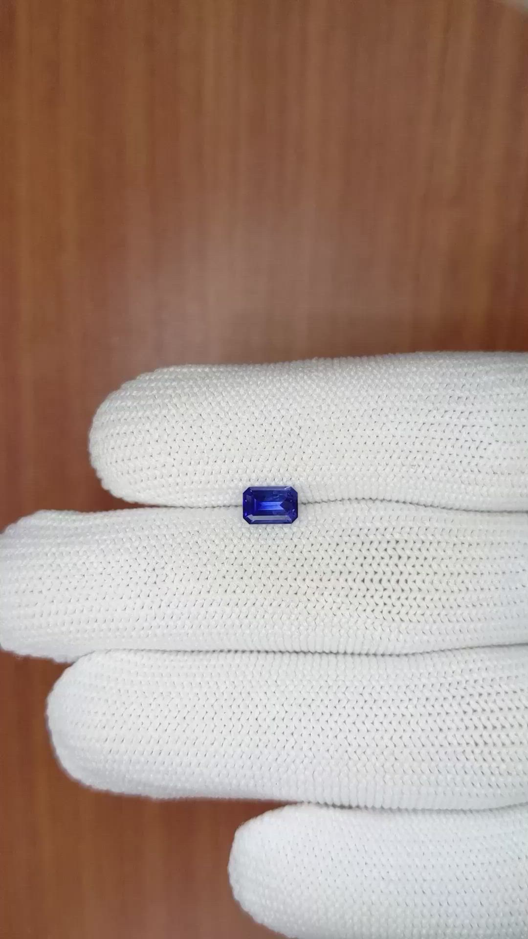 0.66 Ct. Blue Sapphire from Ceylon (Sri Lanka) Size Video