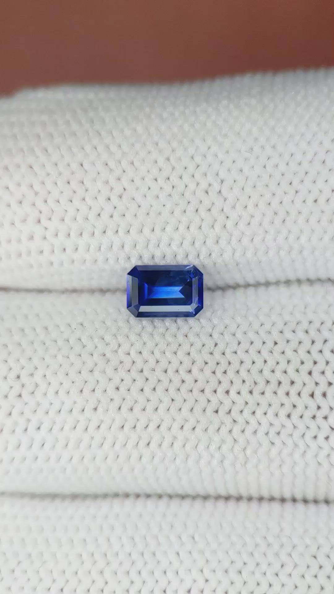 0.66 Ct. Blue Sapphire from Ceylon (Sri Lanka) Size Video