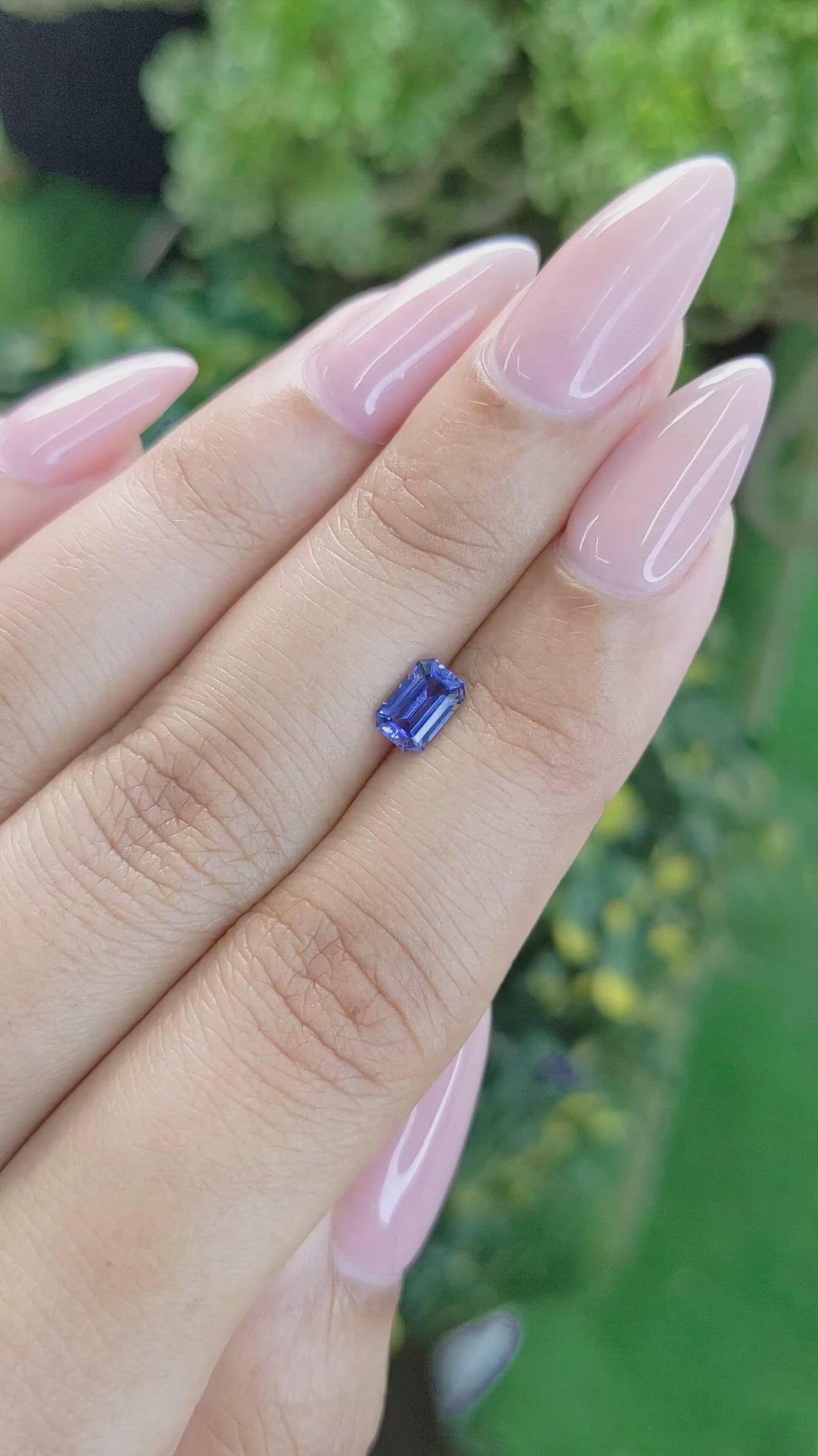 0.70 Ct. Blue Sapphire from Ceylon (Sri Lanka) Size Video