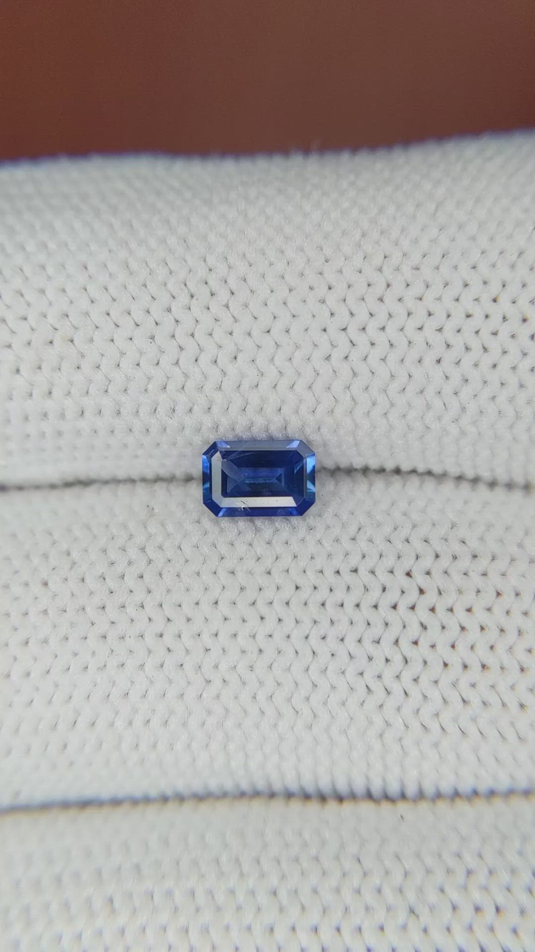 0.57 Ct. Blue Sapphire from Ceylon (Sri Lanka) Size Video