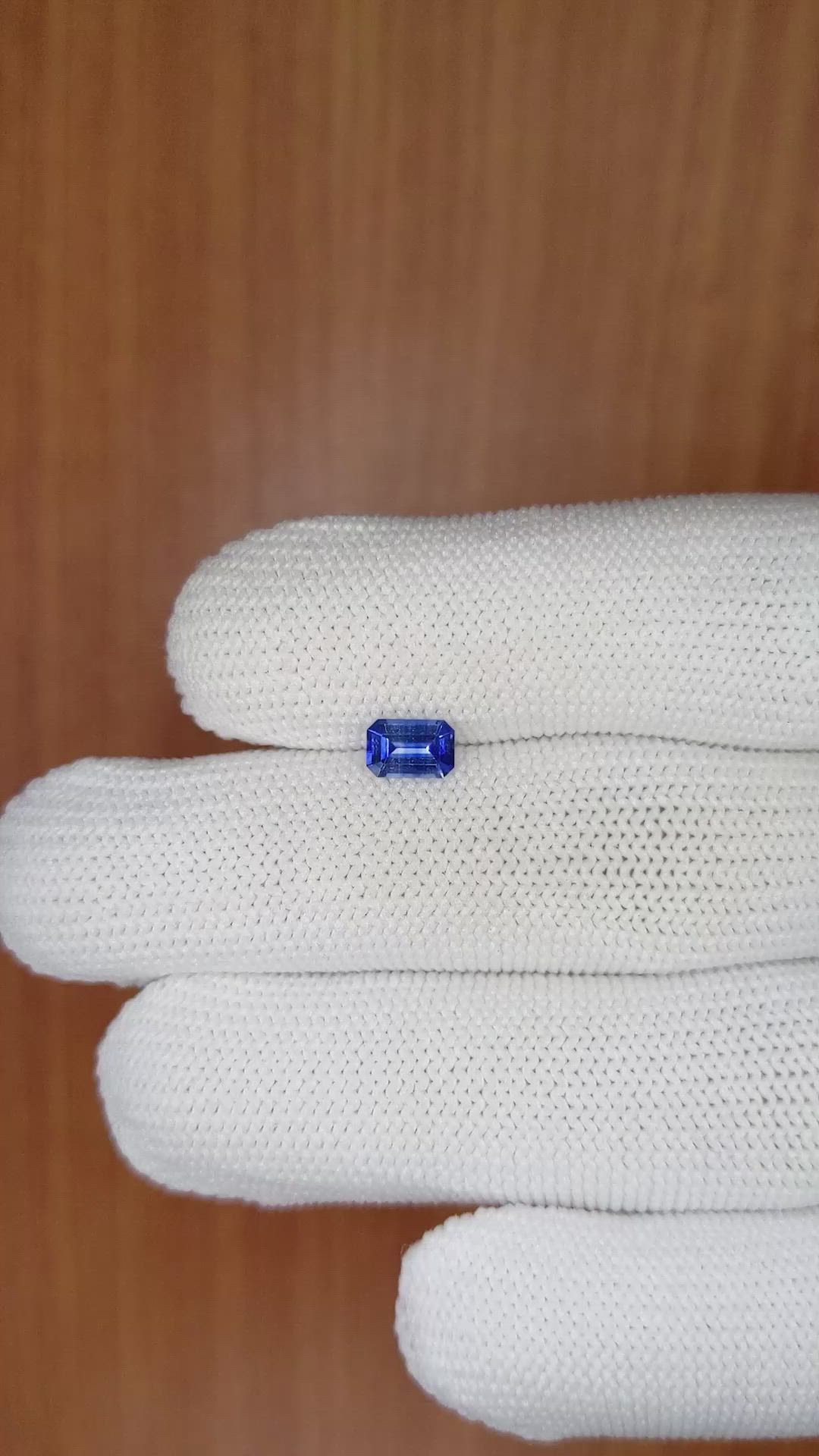 0.60 Ct. Blue Sapphire from Ceylon (Sri Lanka) Size Video