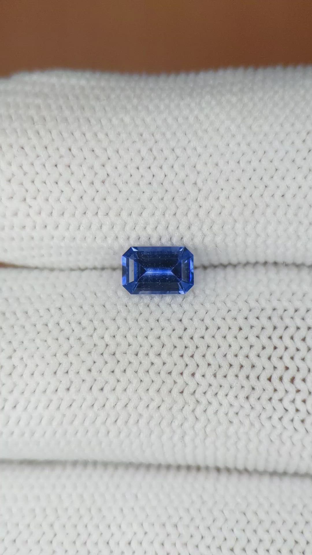 0.60 Ct. Blue Sapphire from Ceylon (Sri Lanka) Size Video