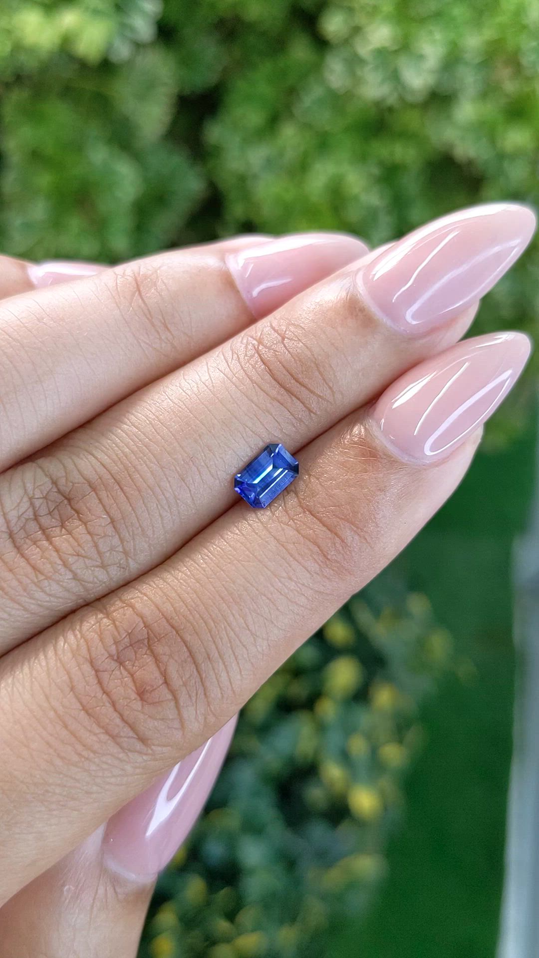 0.60 Ct. Blue Sapphire from Ceylon (Sri Lanka) Size Video