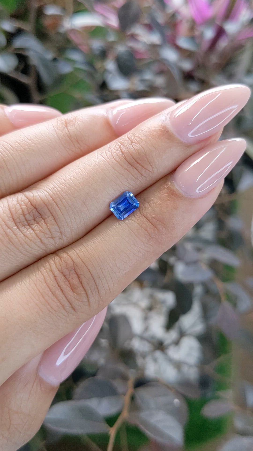 0.81 Ct. Blue Sapphire from Ceylon (Sri Lanka) Size Video