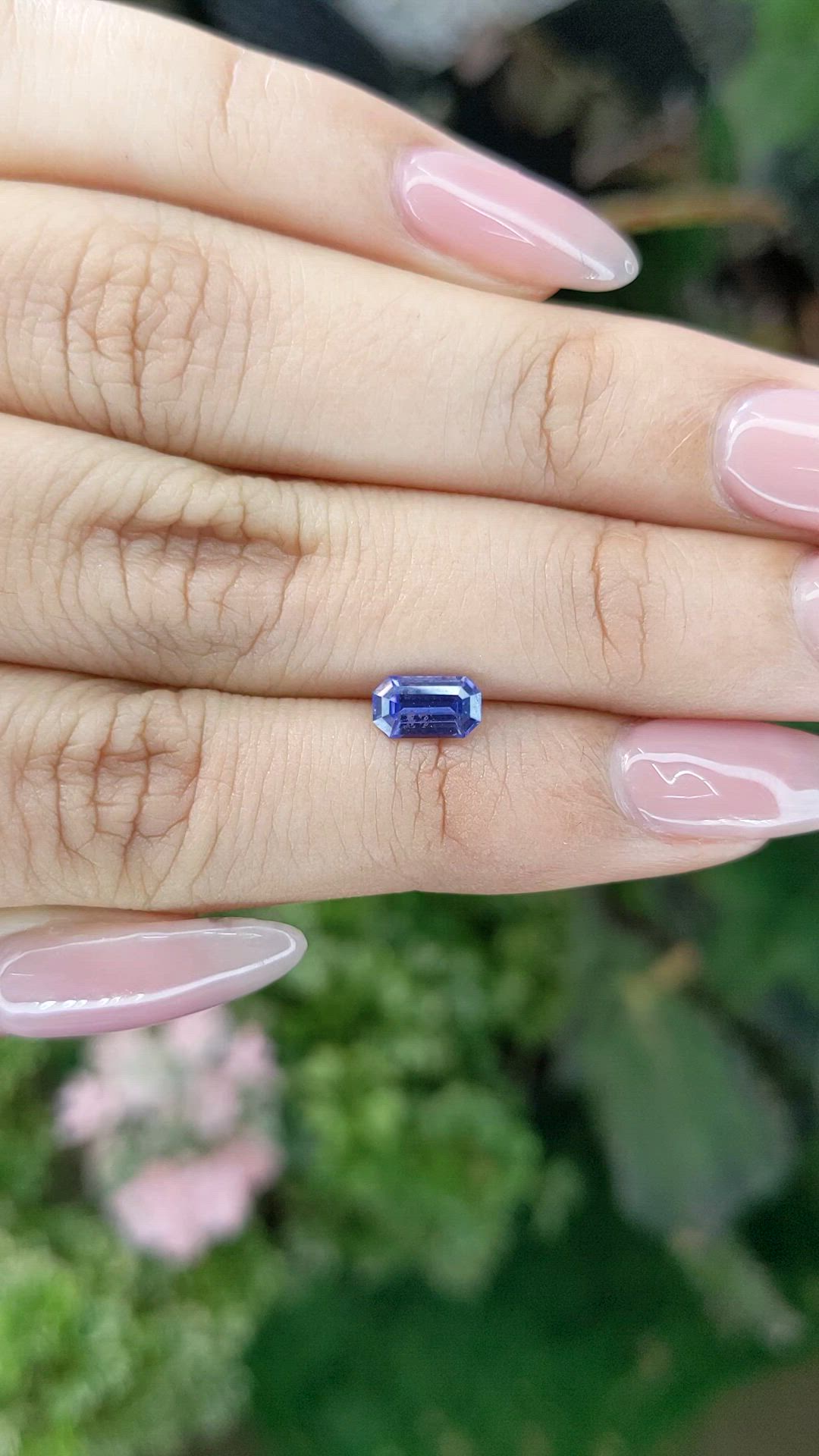 0.79 Ct. Blue Sapphire from Ceylon (Sri Lanka) Size Video
