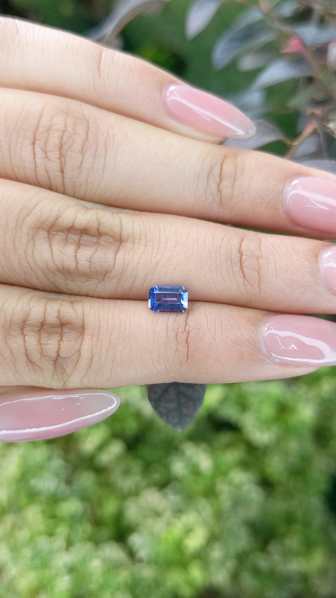 0.71 Ct. Blue Sapphire from Ceylon (Sri Lanka) Size Video
