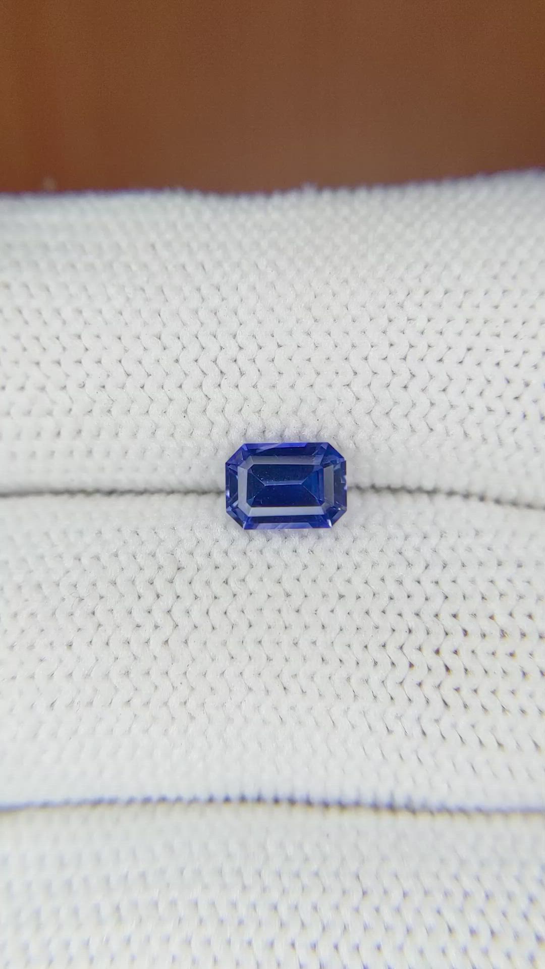 0.89 Ct. Blue Sapphire from Ceylon (Sri Lanka) Size Video
