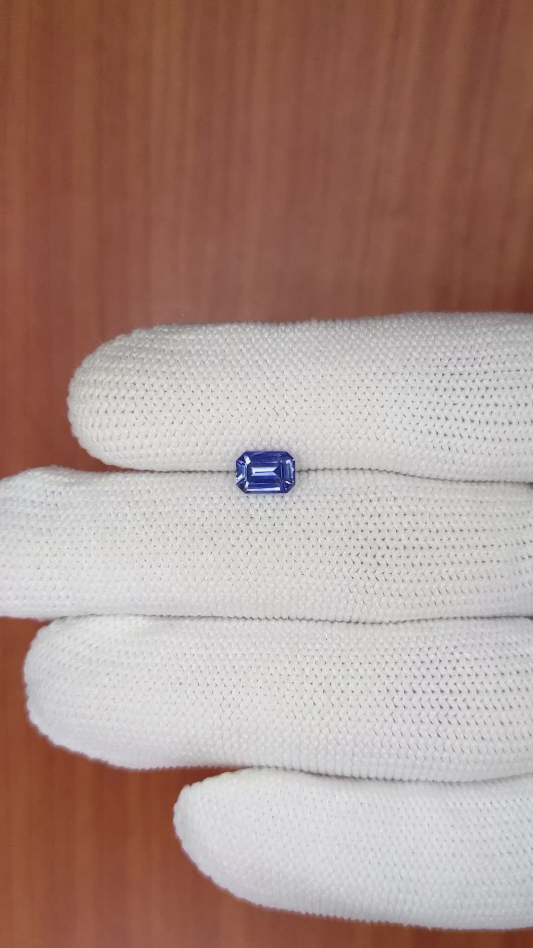 0.89 Ct. Blue Sapphire from Ceylon (Sri Lanka) Size Video